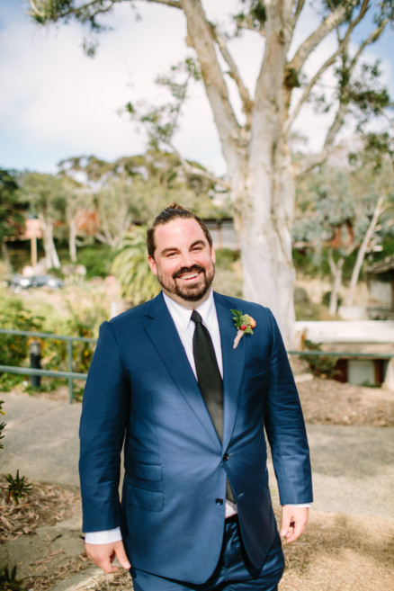 Laid-Back & Lovely Seaside Wedding – Photo by Let's Frolic Together