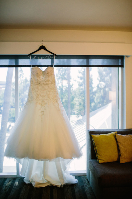 Tropical Art Deco-Inspired Day – Photo by Let's Frolic Together