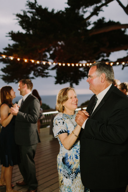 Laid Back Seaside Celebration – Photo by Let's Frolic Together