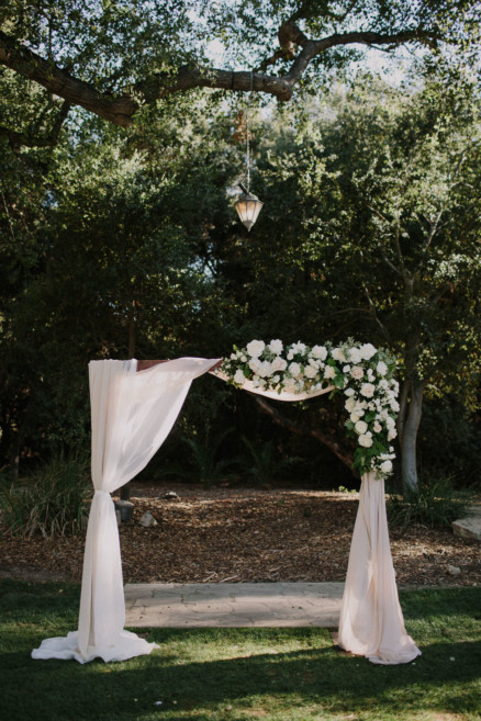 Playful Stonehouse Rustic Wedding – Photo by Let's Frolic Together