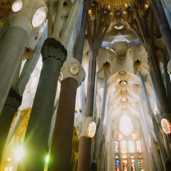 Alleys and Art in Barcelona &ndash; Photo by Let's Frolic Together