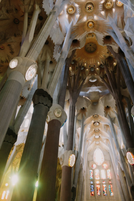 Alleys and Art in Barcelona – Photo by Let's Frolic Together