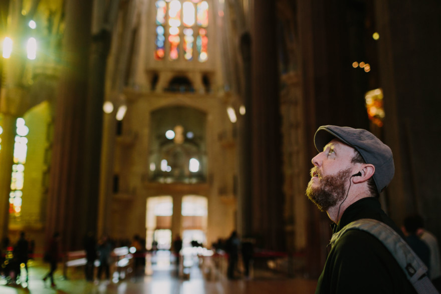 Alleys and Art in Barcelona – Photo by Let's Frolic Together