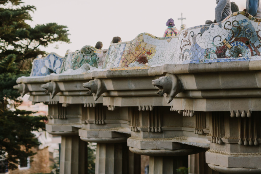 Alleys and Art in Barcelona – Photo by Let's Frolic Together