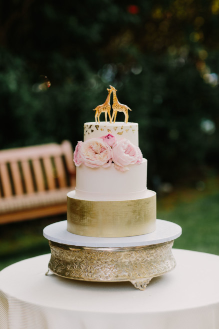 Love at the Estancia in La Jolla – Photo by Let's Frolic Together
