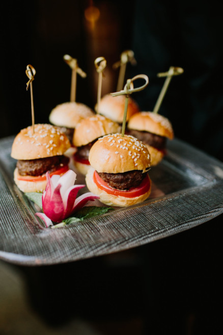 Love at the Estancia in La Jolla – Photo by Let's Frolic Together