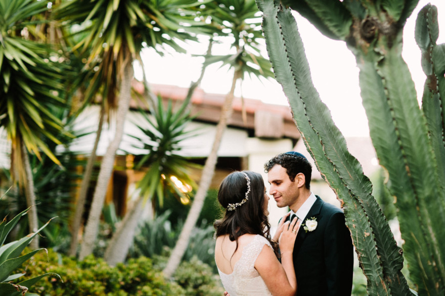 Love at the Estancia in La Jolla – Photo by Let's Frolic Together