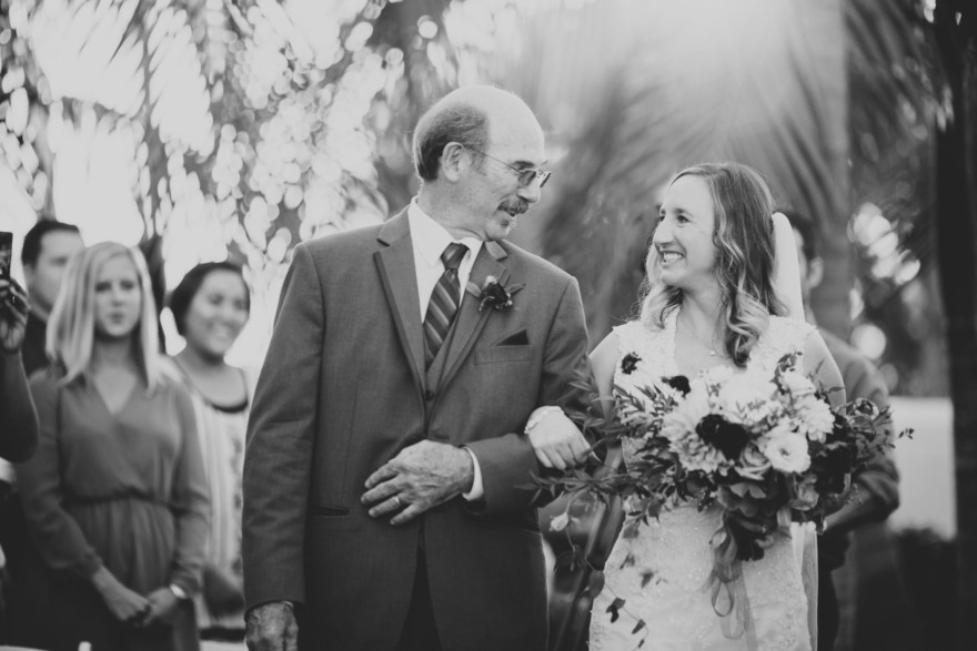 A Tender Harbor Island Union – Photo by Let's Frolic Together