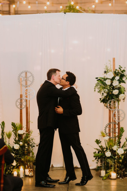 Feels-Filled Brick Wedding Bash – Photo by Let's Frolic Together