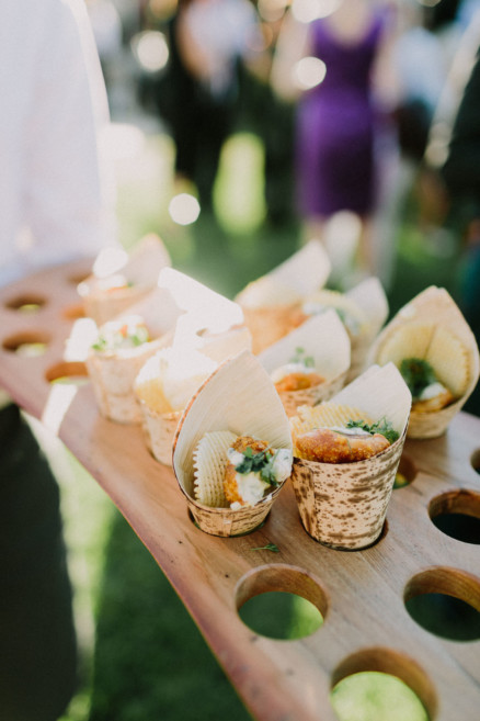 A Gorgeous Backyard Wedding Celebration – Photo by Let's Frolic Together
