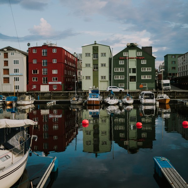 Norway Travel Photography Adventure &ndash; Photo by Let's Frolic Together