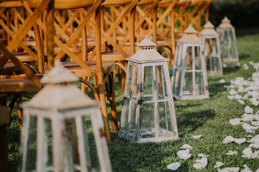 Rustic and Glam Garden Wedding – Photo by Let's Frolic Together