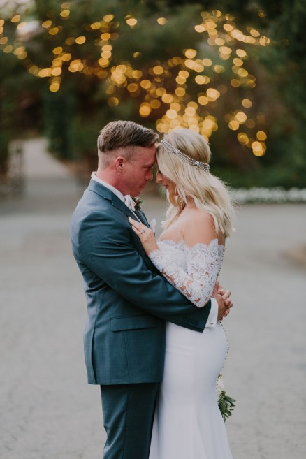 Rustic and Glam Garden Wedding – Photo by Let's Frolic Together