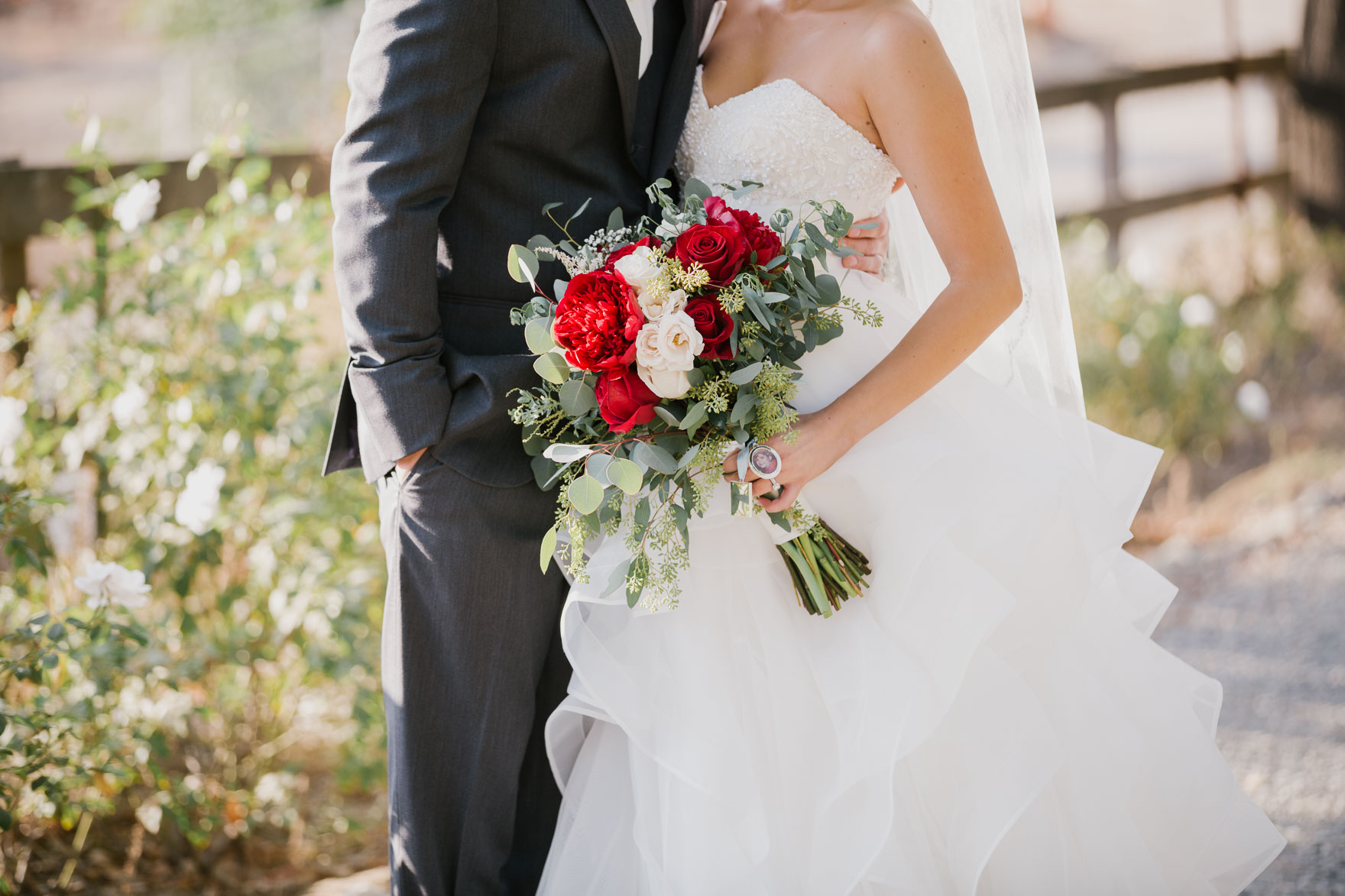 Charming Coach House Wedding – Photo by Let's Frolic Together