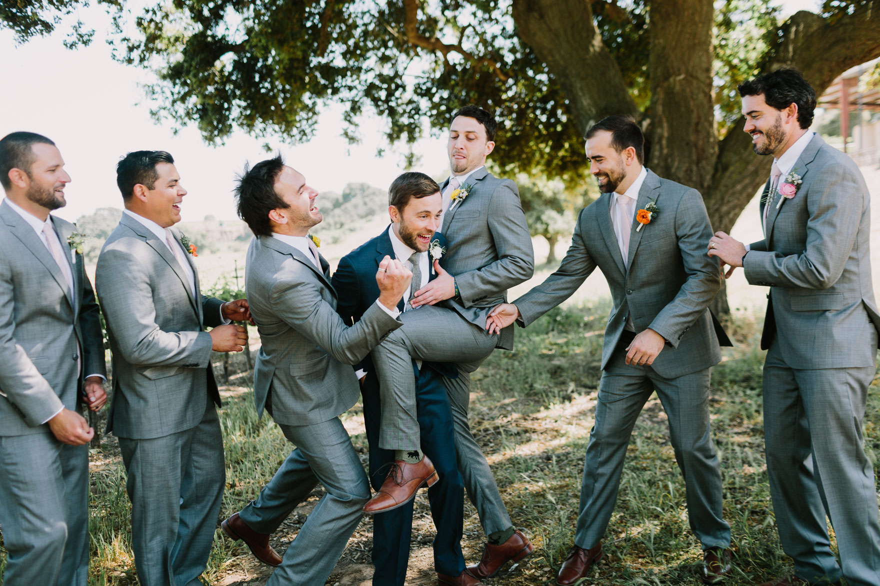A Vineyard & Backyard Bash – Photo by Let's Frolic Together