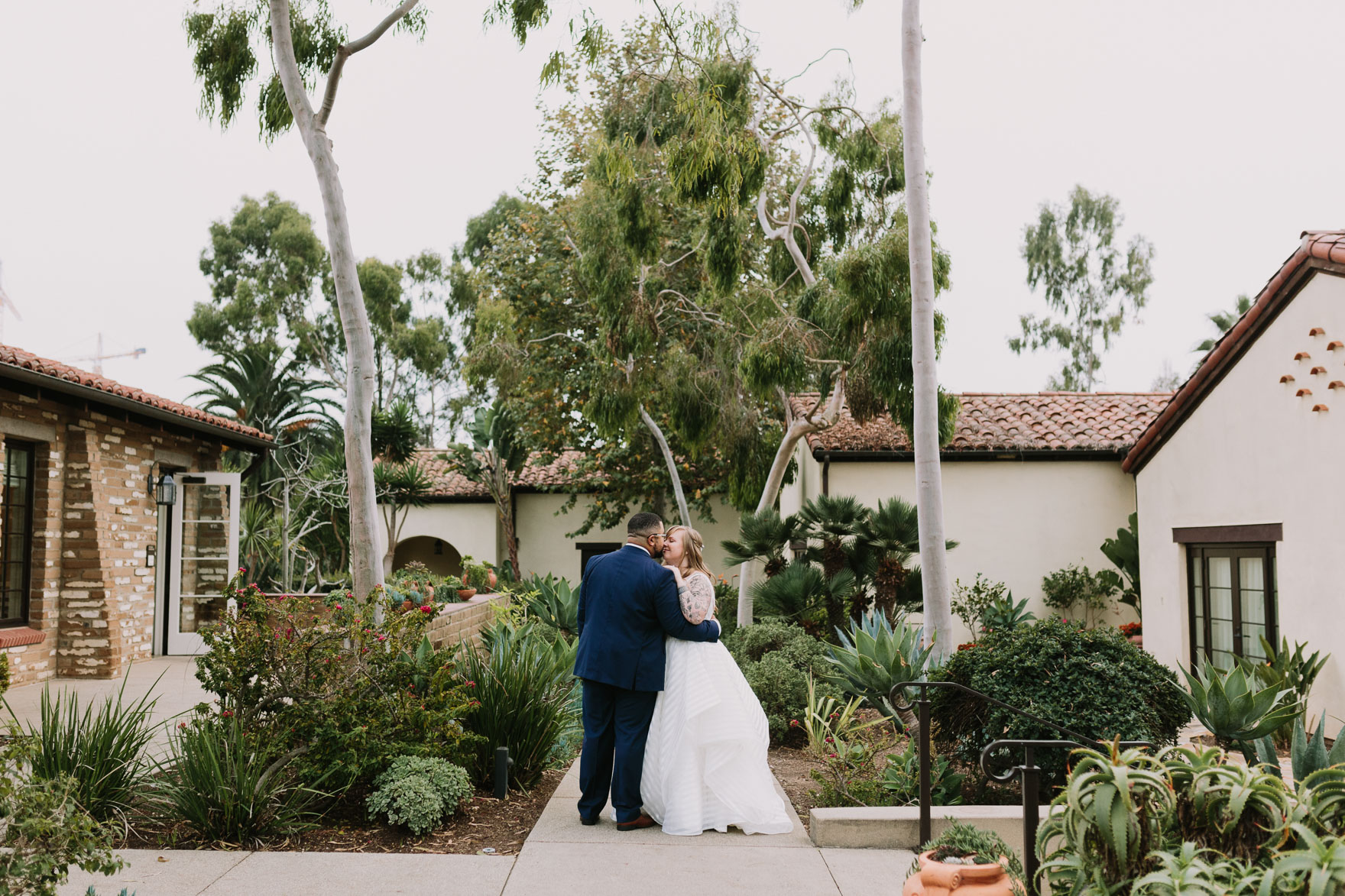 Playful La Jolla Estancia Wedding – Photo by Let's Frolic Together
