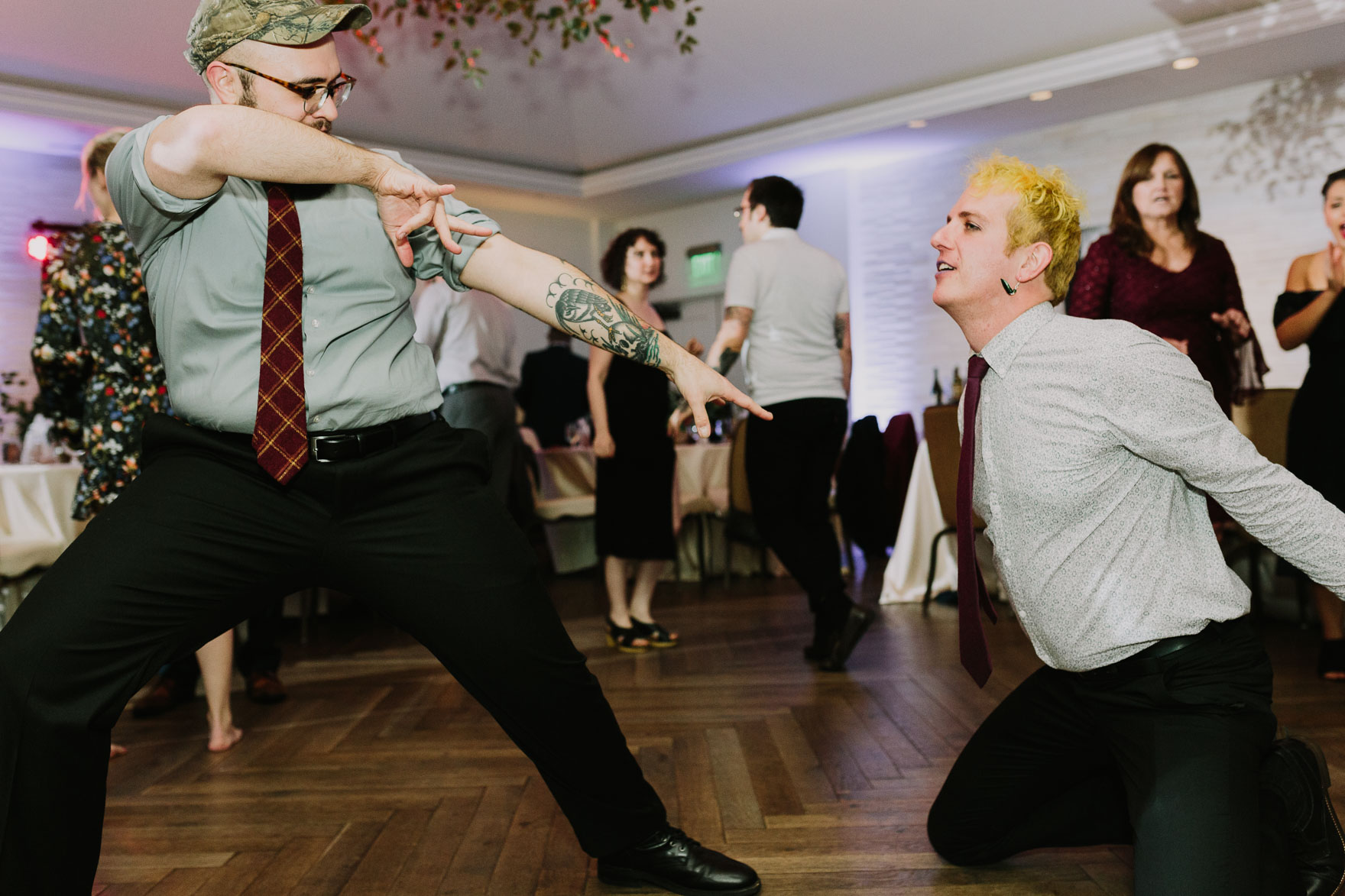 Playful La Jolla Estancia Wedding – Photo by Let's Frolic Together