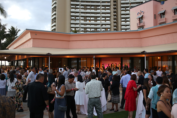 Party pics: 16th Annual Executive Vineyards | Frolic Hawaii