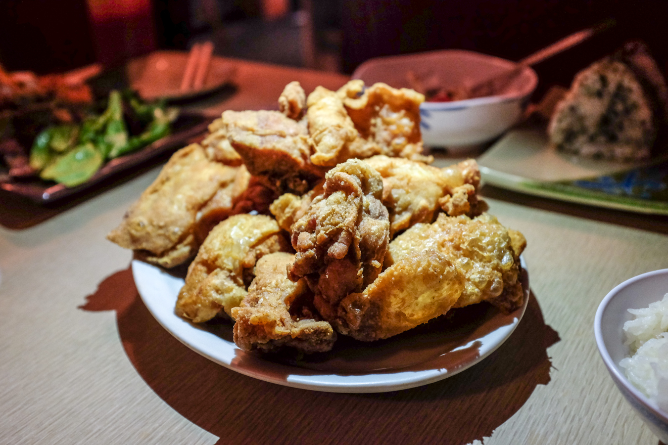 Although I'm not sure what's "new" about New Hanagasa Inn, I'm well aware of the fact their fried chicken is habit forming and delicious hot out of the fryer.