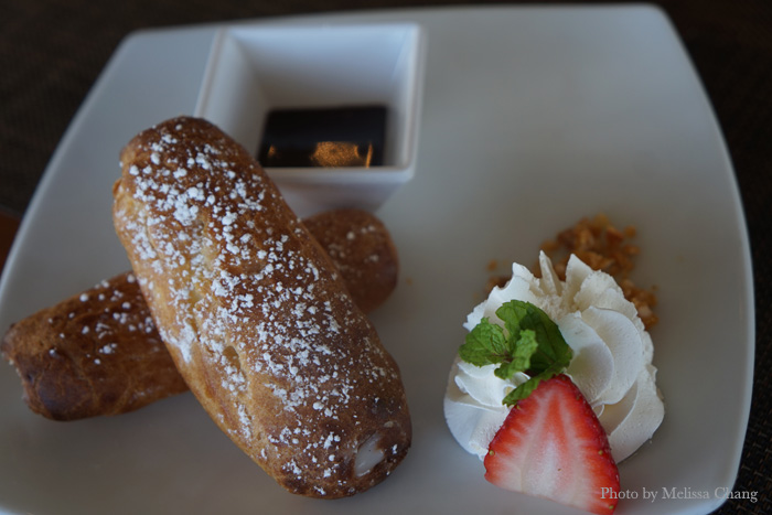 Haupia eclair