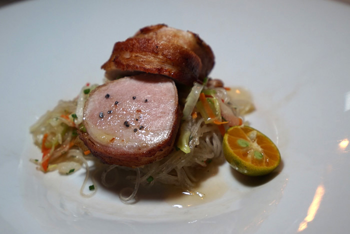 Adobo: Niman pork wrapped in bacon atop bean vermicelli with onion, carrot, celery and bell peppers and adobo jus. They serve kalamansi limes on the side so you can squeeze as needed. The pork was outstanding and a creative twist on an old dish, but for some reason I couldn't get enough of the pancit noodles! I don't know what Jose did, but that alone was very addicting. This was paired with a Protos Crianza, 2008 Tempranillo, Ribera del Duero, Spain.