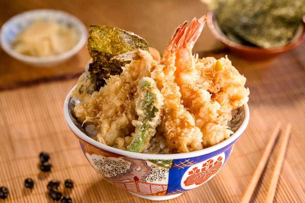 eats in Waikiki Yokocho Japanese food alley Frolic Hawaii