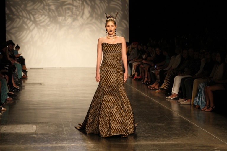 Our favorite looks from HONOLULU Fashion Week 2016 Frolic Hawaii