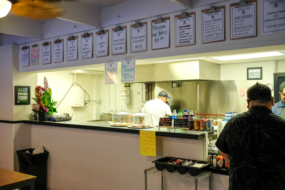 The menu will rotate throughout the week, emphasizing fresh ingredients and changing palates: the Urquidi brothers have free reign on what they'd like the menu to be.