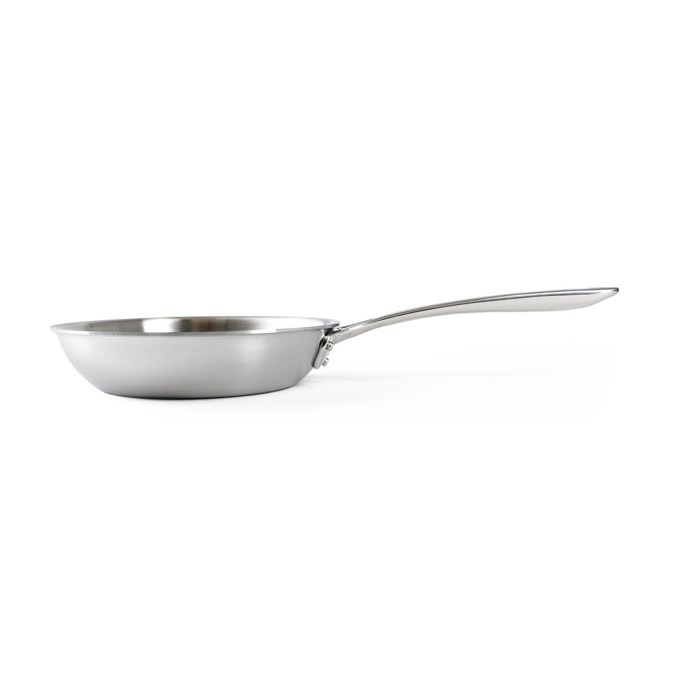 Product gallery 647784104