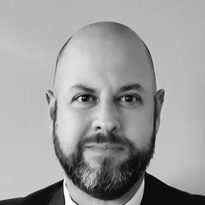 agent headshot