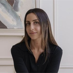 agent headshot