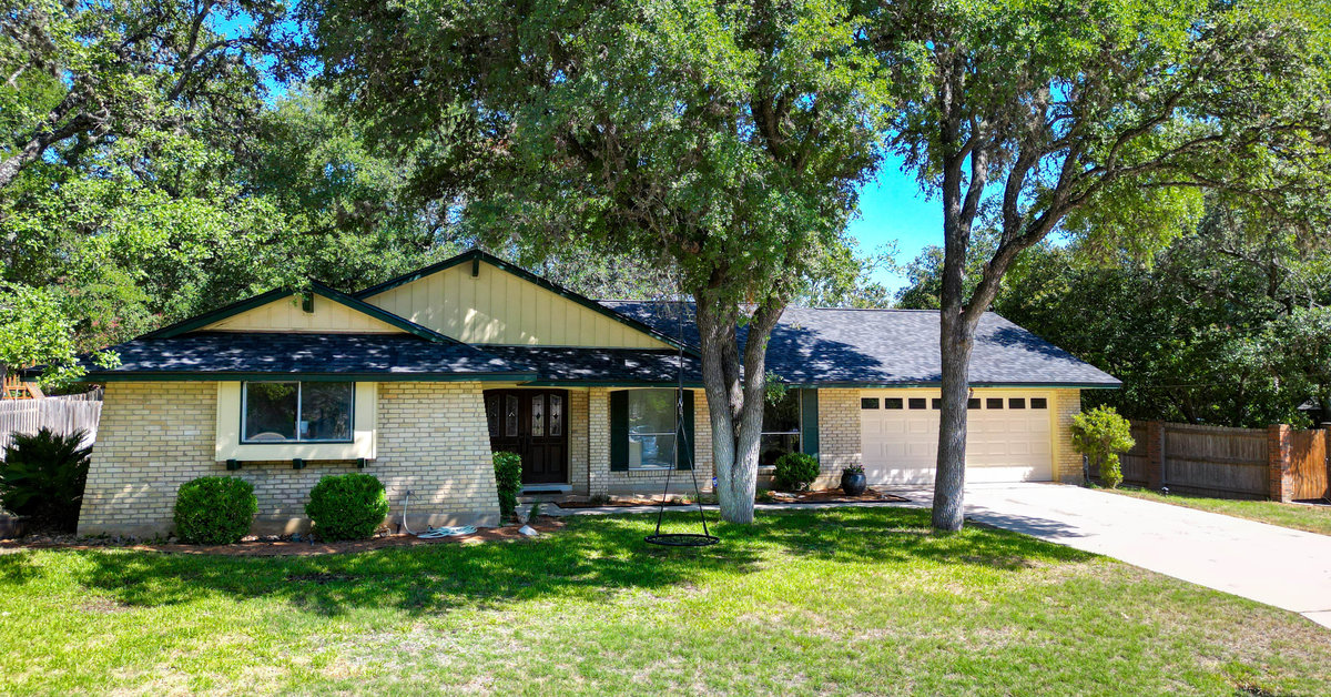4 Valley View Ln, New Braunfels, TX 78130 Rela