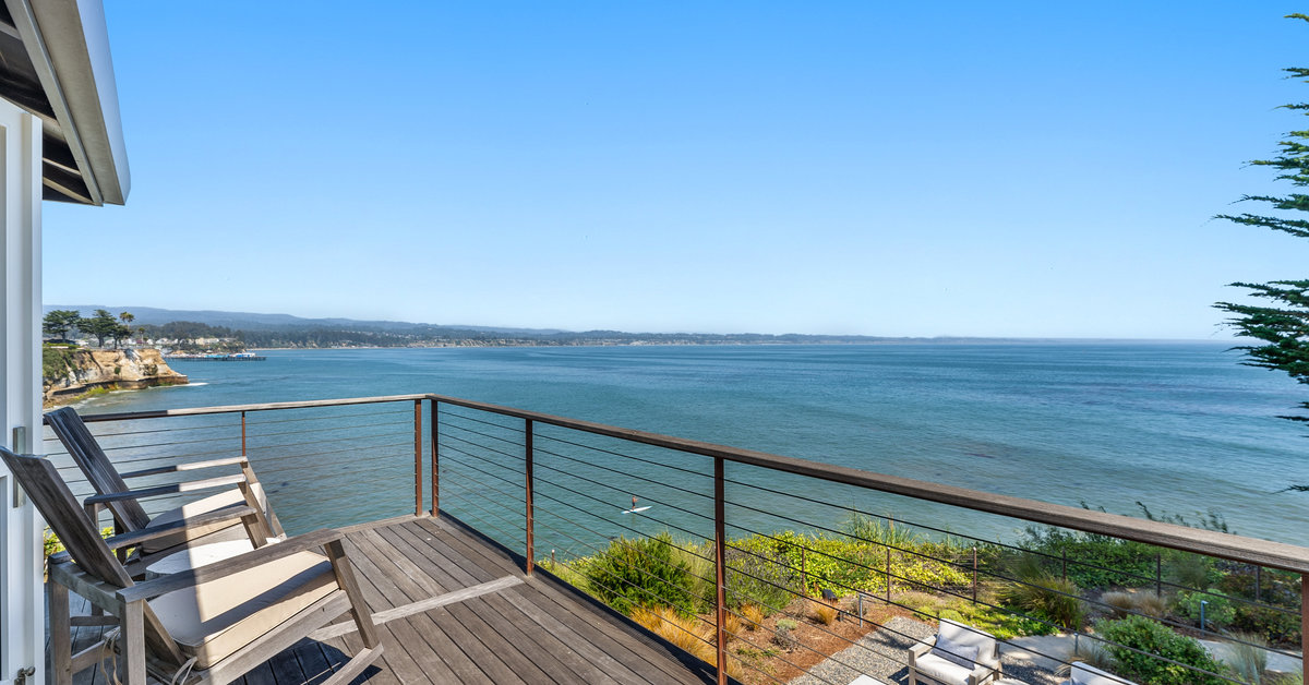 4410 Opal Cliff Drive