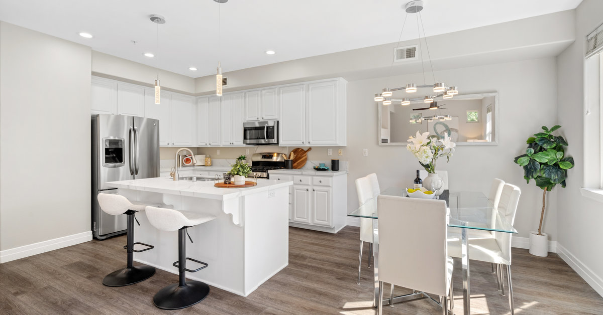 676 Harrison Terrace 8