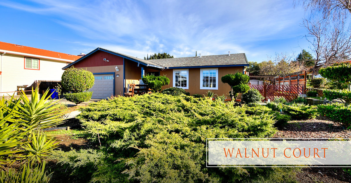 121 Walnut Ct, Hercules, CA 94547