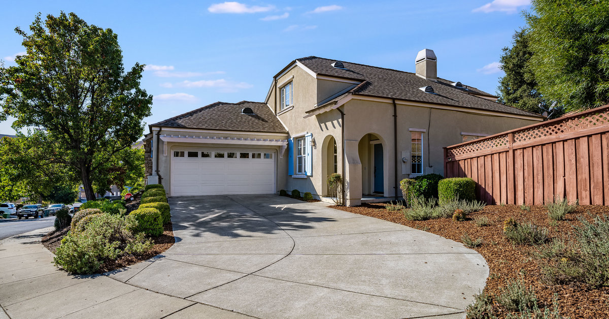 5131 Carisbrooke Lane