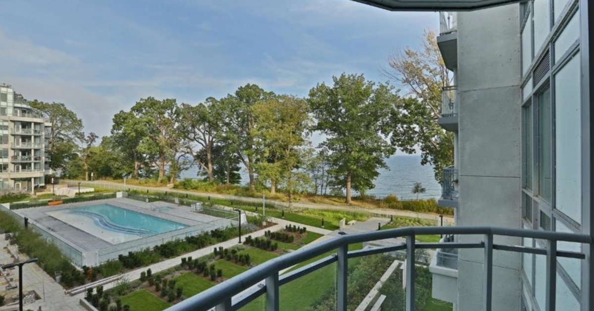 326C - 3500 Lakeshore Road West