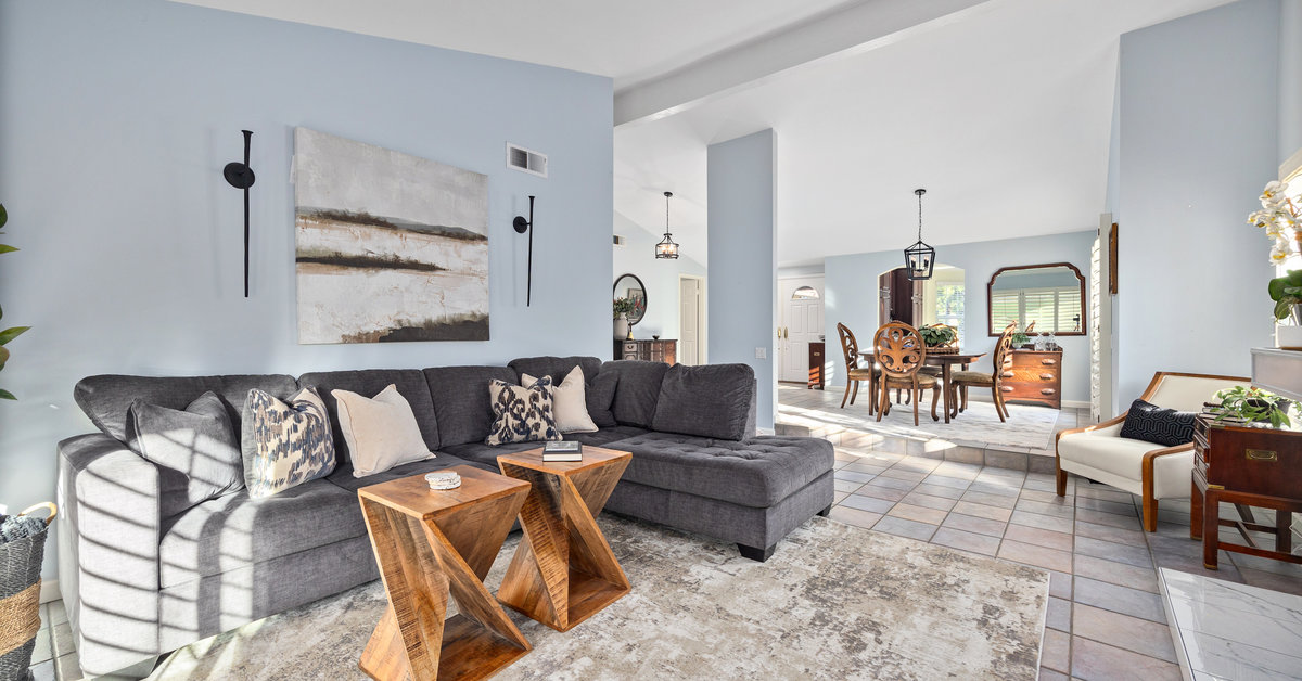 3855 Singingwood Drive