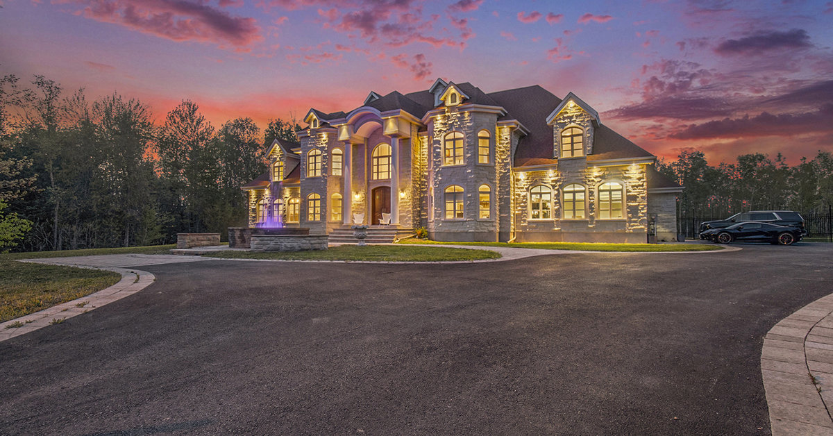 1413 Black Horse Court