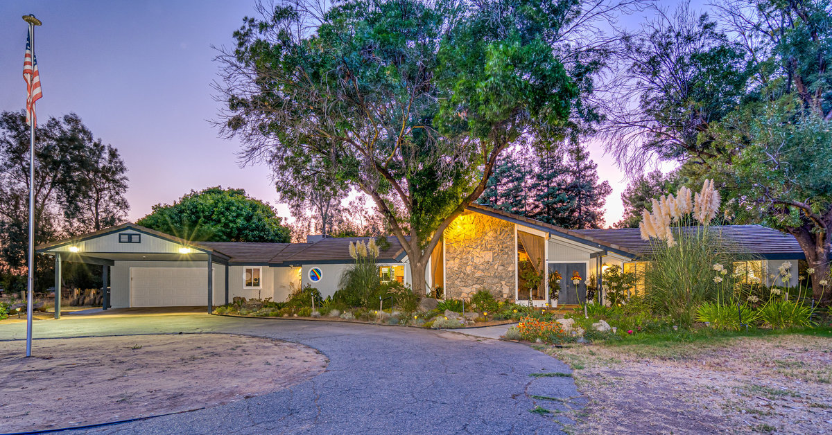 5397 N Mccall Ave, Clovis, CA 93619 Rela