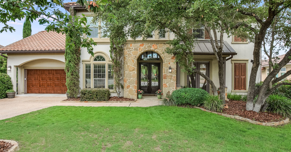 Falconhead Golf Course Home with Pool Kuper Sotheby's International
