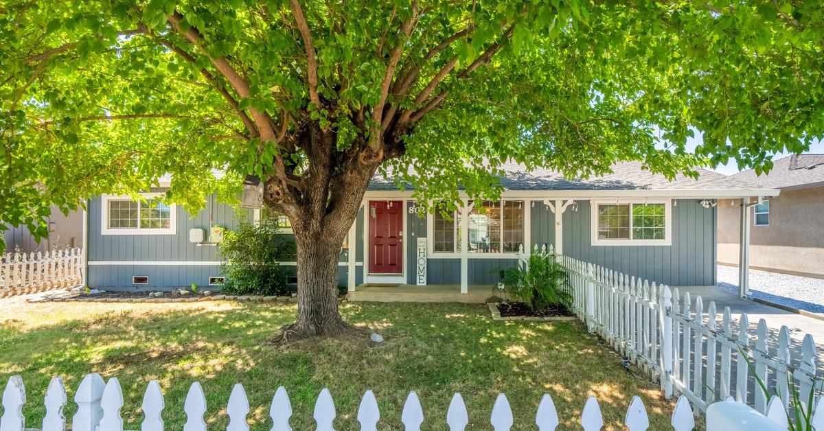 802 Ridge Rd, Redding, CA 96003 Rela