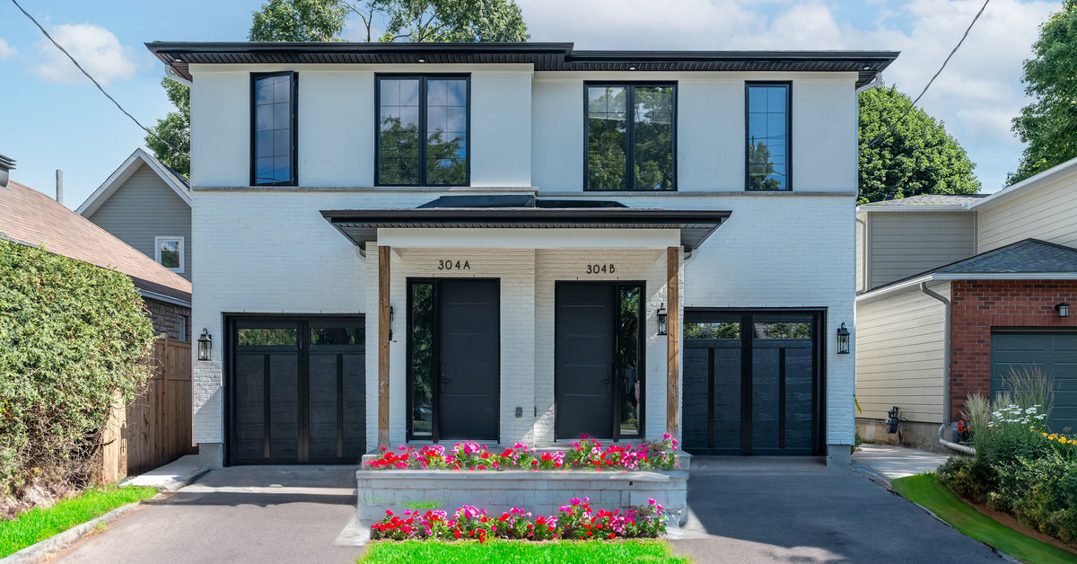 304 Iona Street, Ottawa, ON K1Z 7B9 Rela