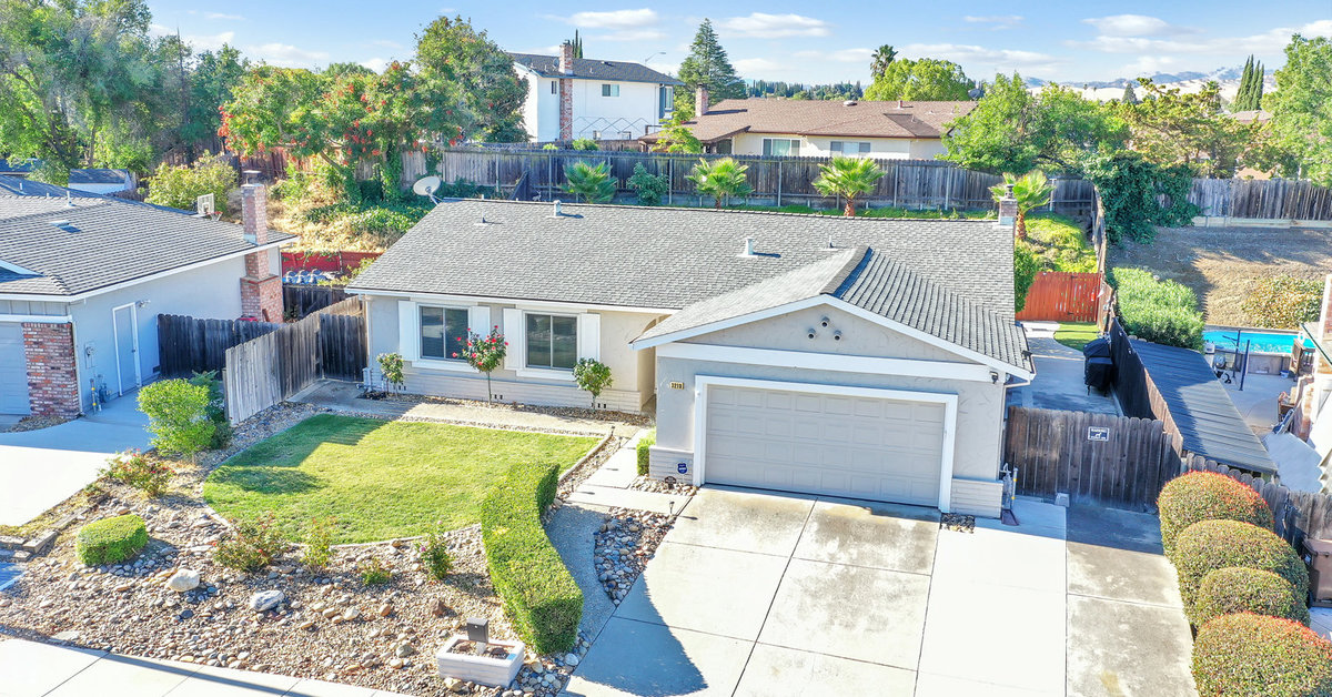 3210 Westbourne Dr, Antioch, CA 94509 Rela