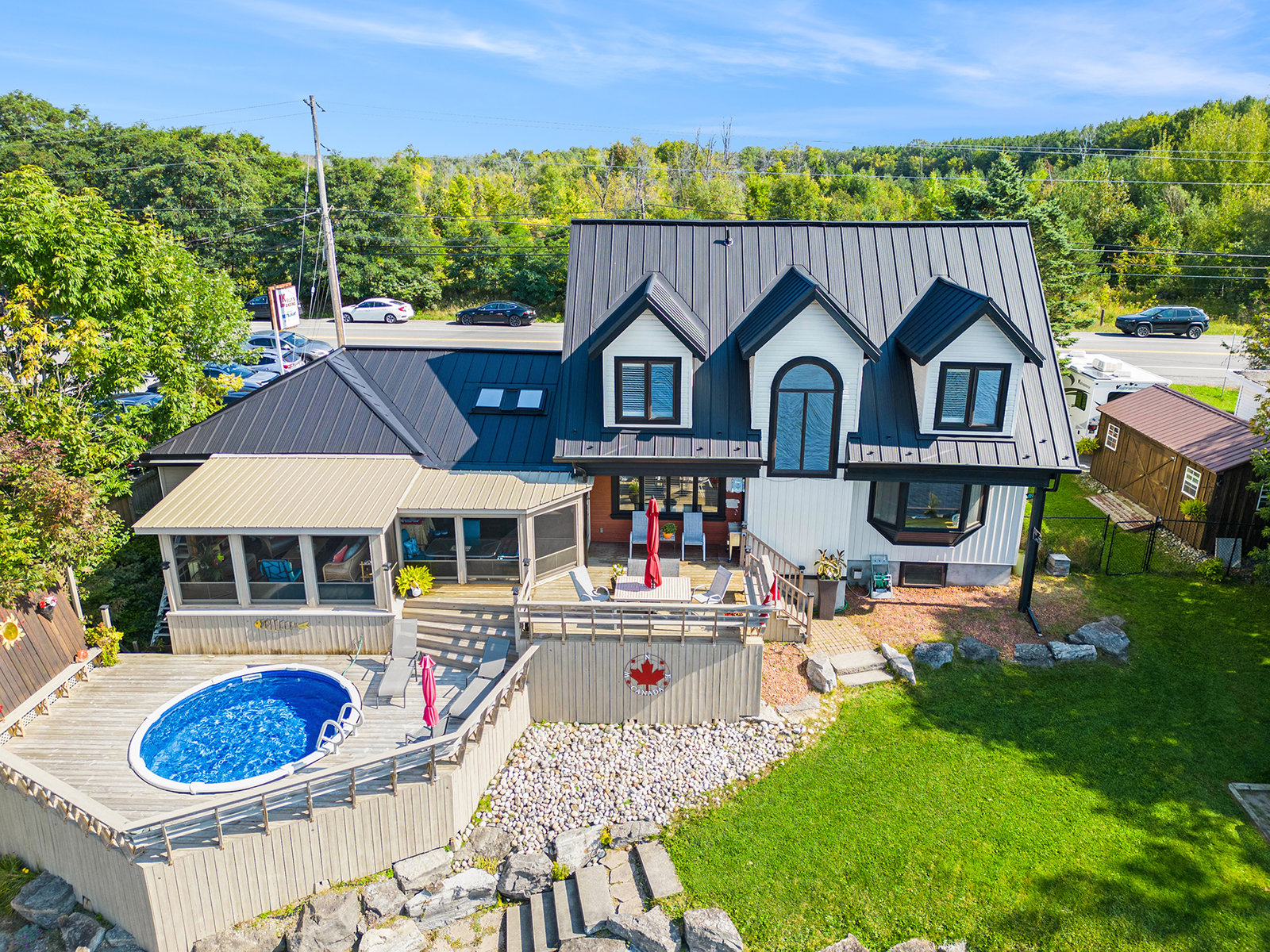 1990 River Road Manotick ON