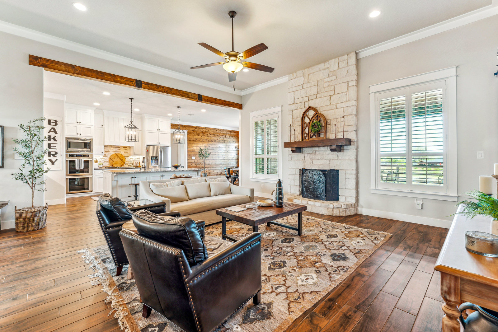 6504 Starlight Ranch Rd, Godley, TX 76044 Rela