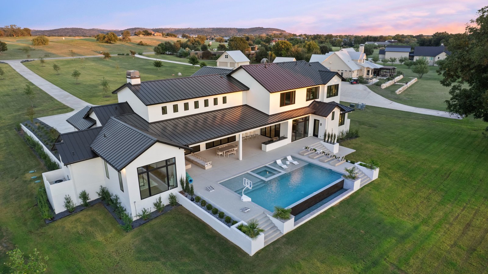 1813 Legends Parkway, Kingsland, TX 78639 Kuper Sotheby's