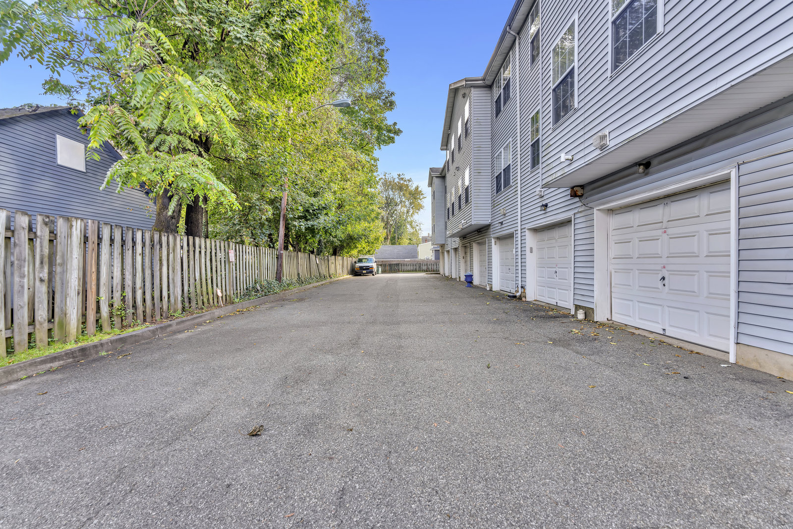 1201B Arlington Avenue