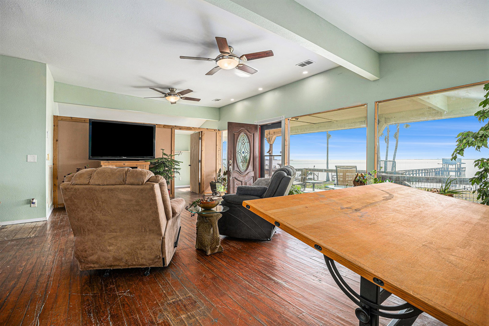 1417 John Street 1417 john street