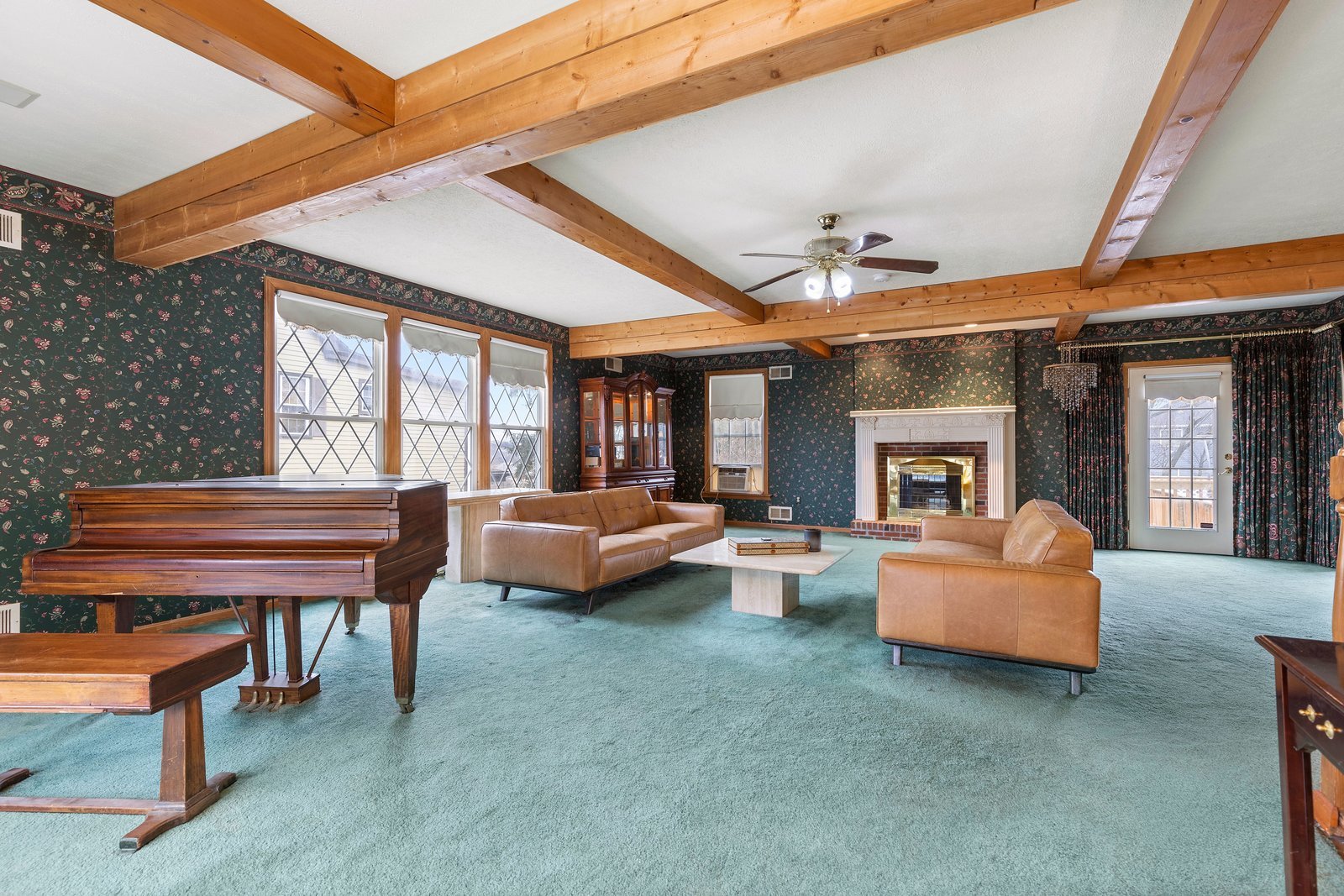 310 Sweetbriar Street, Pittsburgh, PA 15211 Piatt Sotheby's